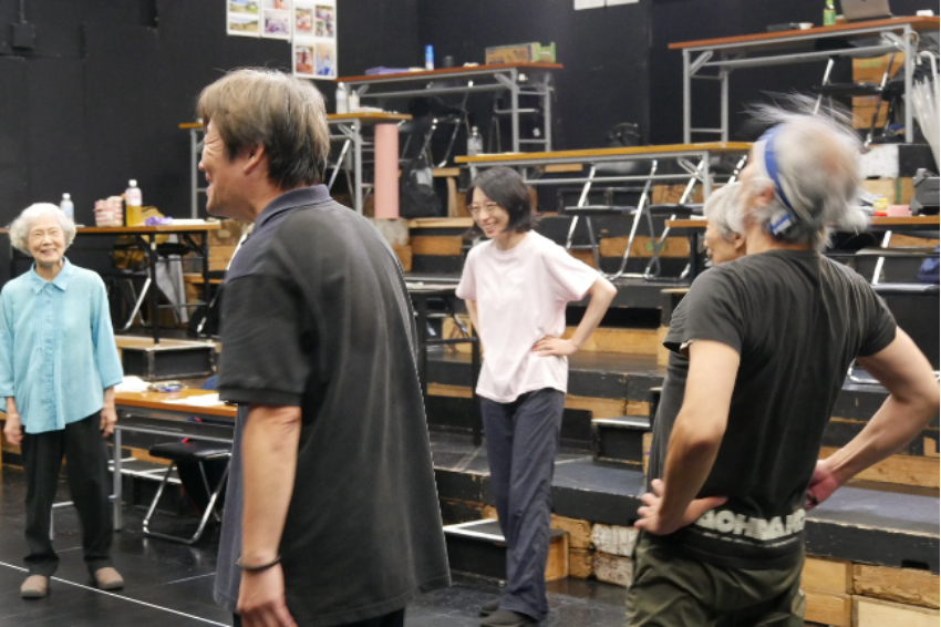『石を洗う』稽古写真
